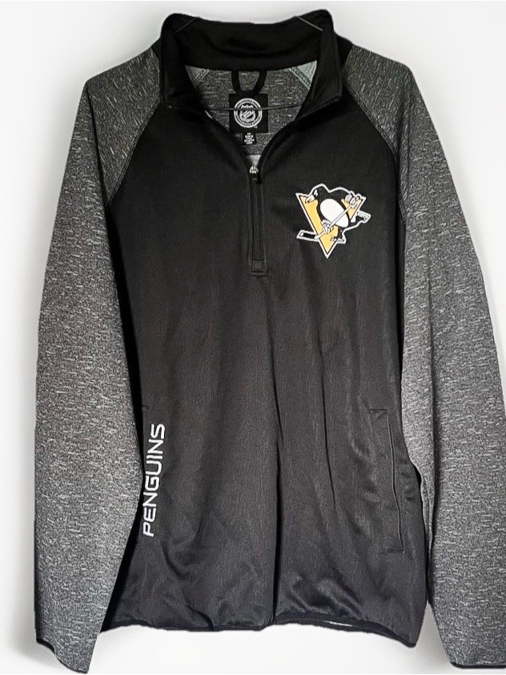 Pittsburgh Penguins Black & Gray Quarter-Zip Pullover Mens Medium NWT
